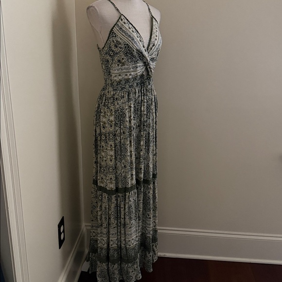 New Angie Green and White Patterned Maxi Dress - Picture 5 of 16